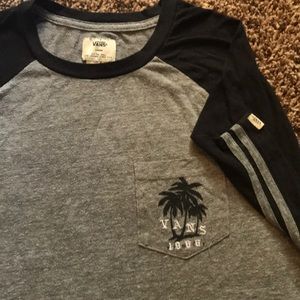 And men’s large gray and black T-shirt